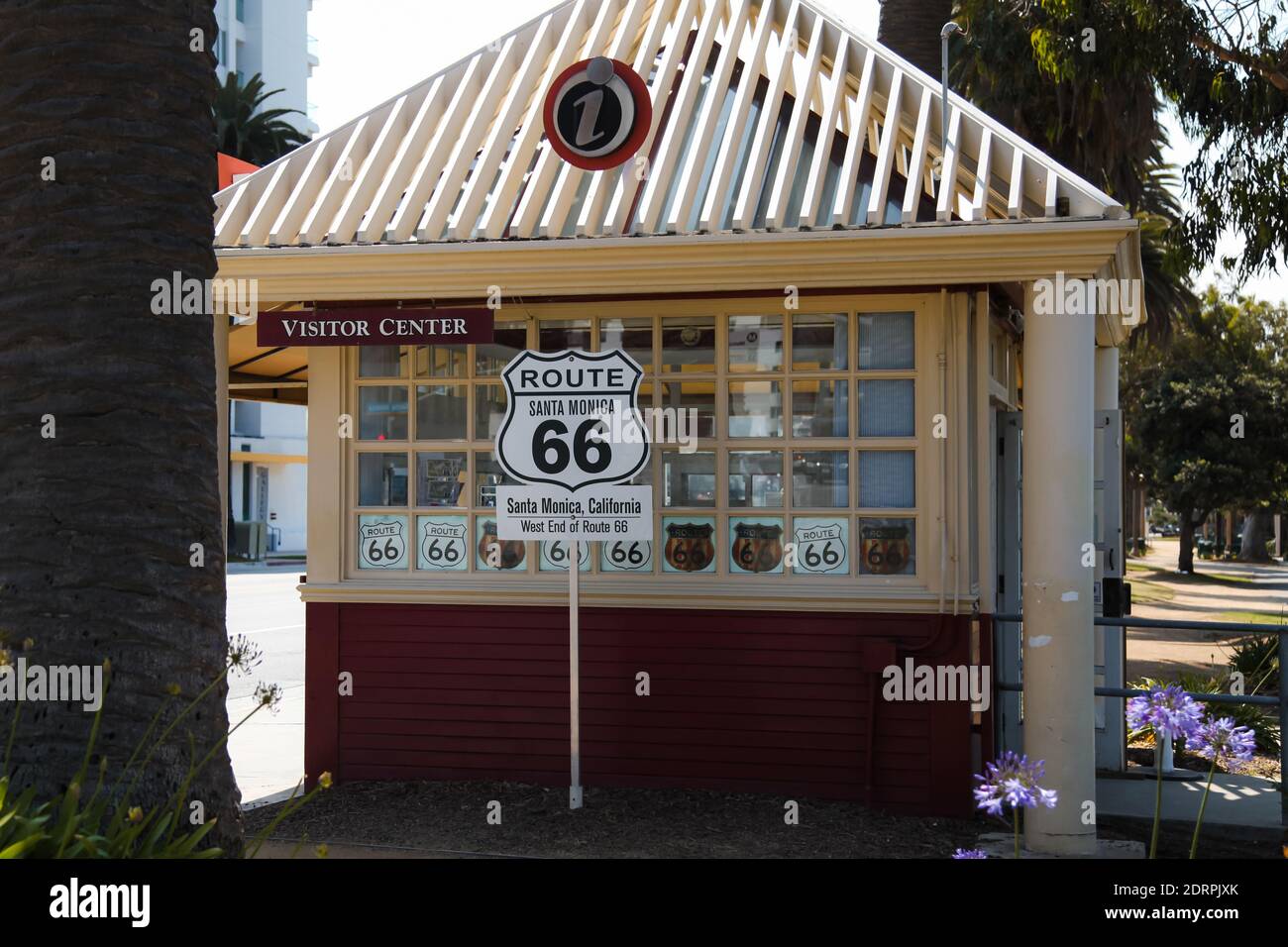 West End der Route 66, Santa Monica, Kalifornien, USA, 2015, Besucherzentrum Stockfoto