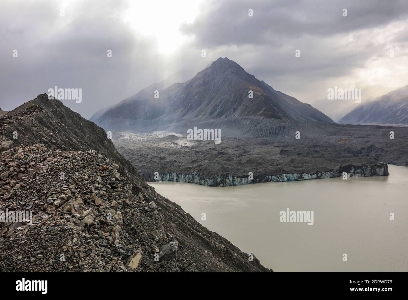 Das Tasman Valley, ein Beispiel eines vergletscherten Tals in den südlichen Alpen, Südinsel, Neuseeland. Stockfoto