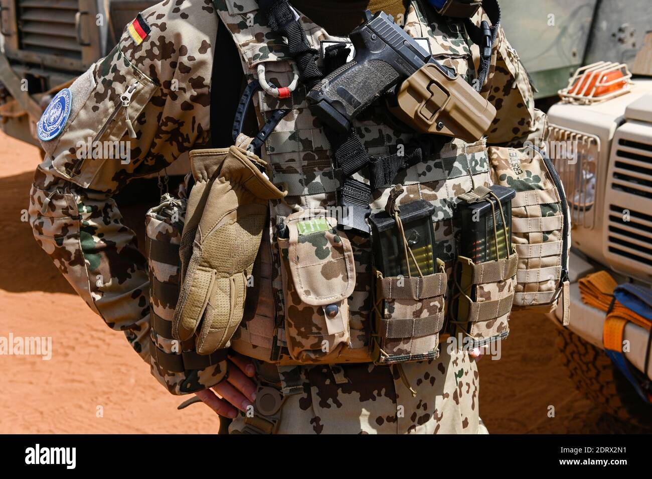 MALI, Gao, Minusma UN Friedensmission, Camp Castor, bundeswehr, Heckler & Koch Pistole P30 / MALI, Gao, Minusma UN Mission, Camp Castor der Bundeswehr, Heckler und Koch HK Pistole P 30 Stockfoto