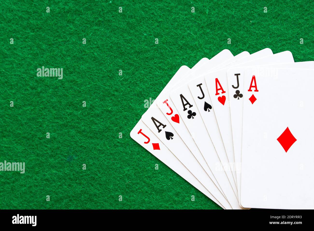 Poker-Karten auf grünem Teppich, bilden die palaba haha Stockfoto