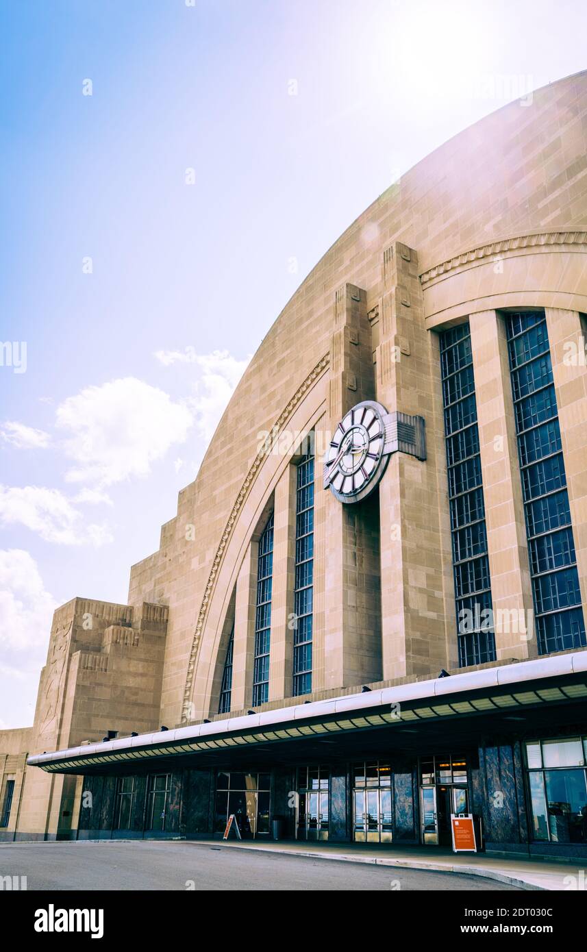 Cincinnati, Ohio, 29. August 2020: Historisches Cincinnati Union Terminal Gebäude beherbergt das Cincinnati Museum Center, das drei Museen umfasst, eine Bibliothek Stockfoto