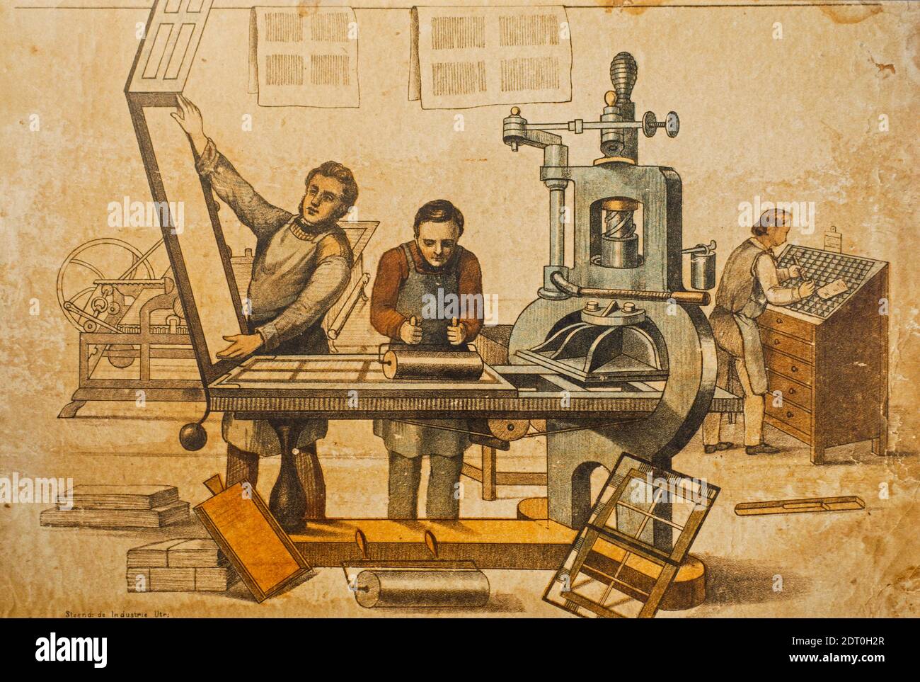 Schriftsetzer und Drucker des 19. Jahrhunderts, die mit Stanhope Gusseisen arbeiten Druckmaschine in Druckerei / Druckerei Stockfoto