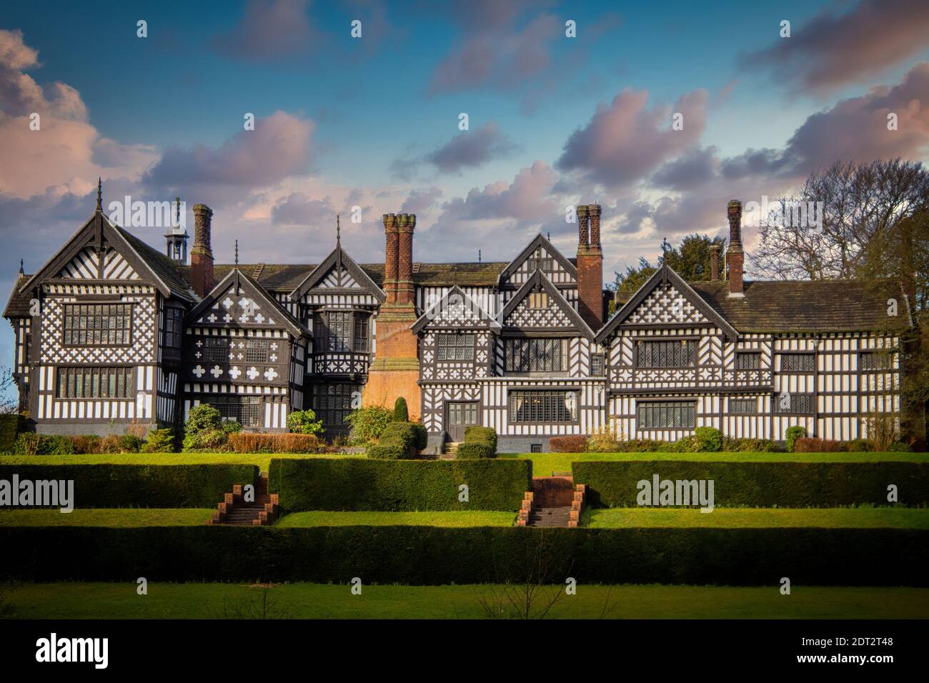 Bramall Hall Innen und Außen Stockfoto