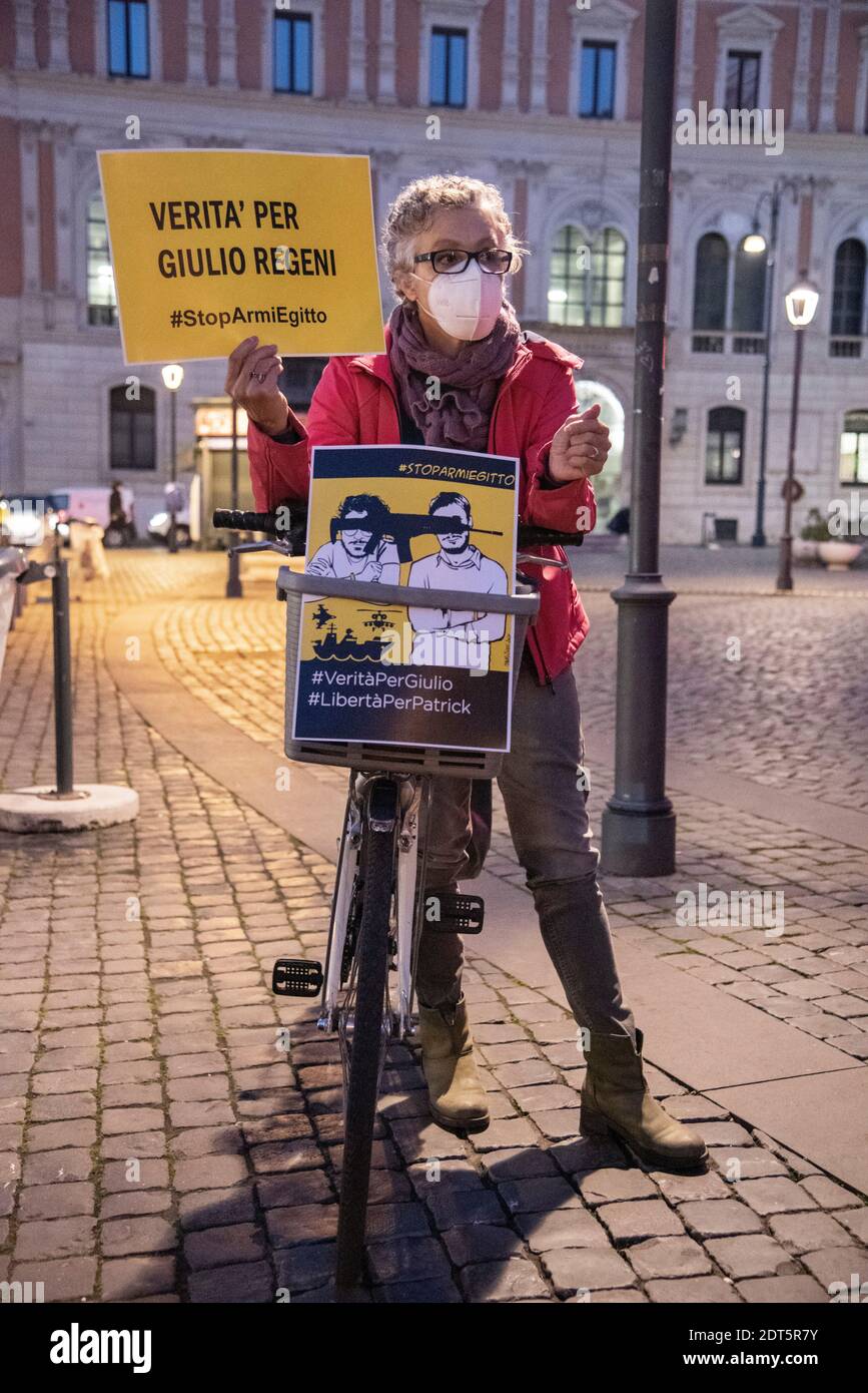 Rom, Italien. Dezember 2020. Heute haben die drei italienischen Hauptgewerkschaften: CGIL, CISL, UIL (Roms Zweigstellen), unterstützt von einer Delegation von Studenten, eine Demo abgehalten, um die Ita Gov zu rufen, um den Waffenverkauf an al sisi ägyptischen Regime zu stoppen. Darüber hinaus forderten Demonstranten und Bürger die Gov nachdrücklich für Wahrheit und Gerechtigkeit für Giulio Regeni und die sofortige Freilassung des ägyptischen Studenten der Universität von Bologna, Patrick Zaki. Kredit: LSF Foto/Alamy Live Nachrichten Stockfoto