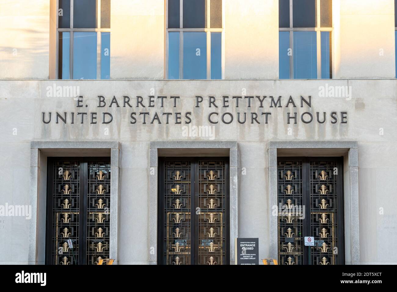 Eingang von E. Barrett, Prettyman, Gerichtsgebäude in Washington D.C., USA Stockfoto