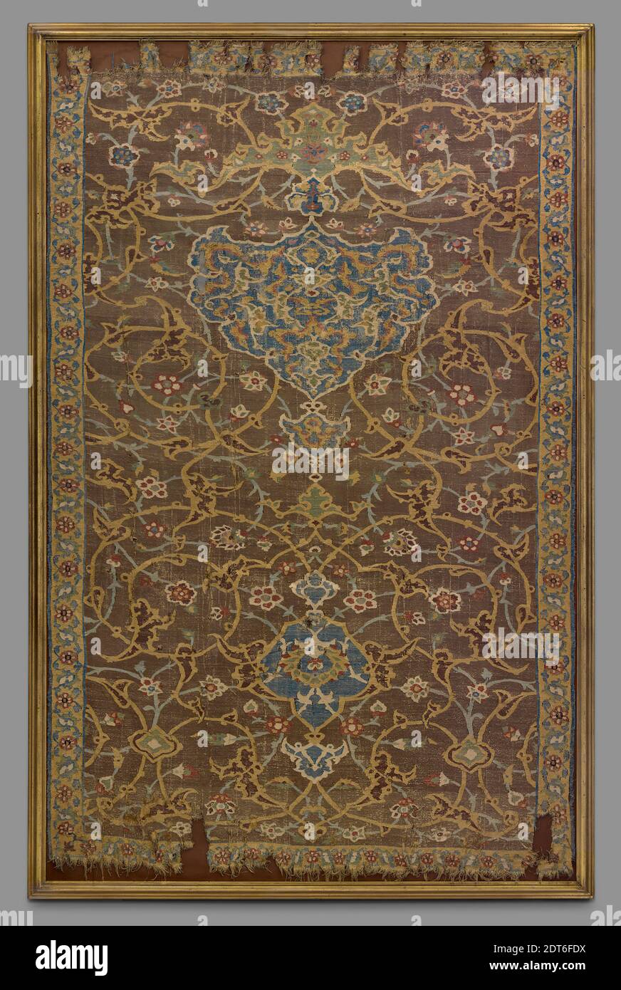 Wandpaneel aus Seidenteppich, 16. Jahrhundert, Warps weiß, sehr hart verdrehte Seide, 86 × 54 Zoll (218.4 × 137.2 cm), iranisch/persisch, islamisch, Safavid (1501 - 1722), Textilien Stockfoto