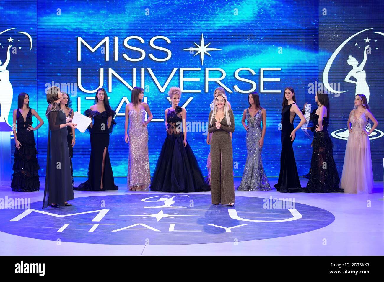 Teilnehmer des Miss Universe Italy 2020 Finals Contest in den Gold Studios die Gewinnerin Italiens Viviana Vizzini wird am 14. Februar 2021 in Las Vegas mit anderen Miss Universe Kandidaten aus der ganzen Welt im Finale antreten. Stockfoto