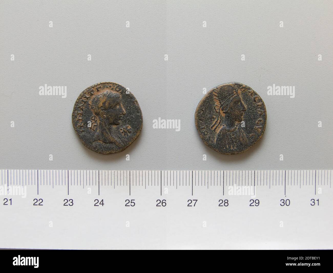 Herrscher: Gordian III., Kaiser von Rom, 225–244, regiert 238–44, Herrscher: Abgar X, König von Edessa, regiert 242–44 n. Chr., Münzstätte: Edessa, Mesopotamien, Münze von Gordian III., Kaiser von Rom; Abgar X, König von Edessa von Edessa, 238–44, Kupfer, 7.16 g, 11:00, 23.2 mm, Made in Edessa, Mesopotamia, Numismatik, 3. Jahrhundert Stockfoto