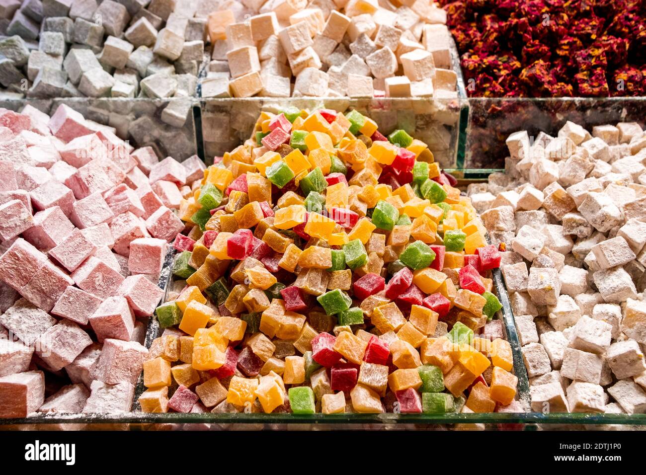 Verkauf von türkischen Delight auf dem Markt Stockfoto
