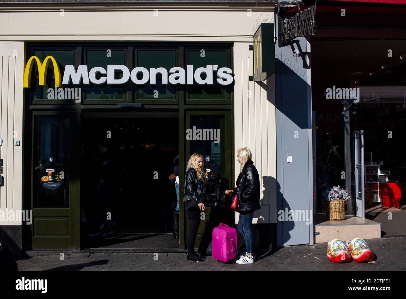 Illustration des täglichen Lebens in Amsterdam, Niederlande. Illustration de vie quotidienne en Amsterdam, Pays-Bas. Stockfoto