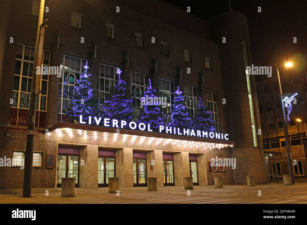 Liverpool Philharmonic Hall zu Weihnachten Stockfoto