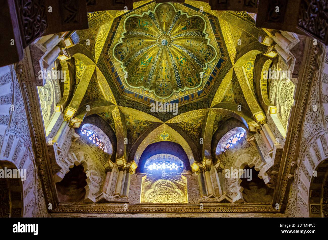 Innenraum der Moschee – Kathedrale von Córdoba. Stockfoto