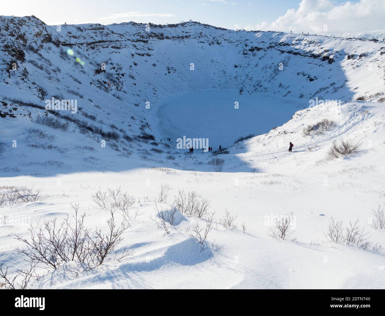 Krater Kerid (Kerith) im Winter bei Selfoss, Teil des Goldenen Kreises. Europa, Nordeuropa, Skandinavien, Island, Februar Stockfoto