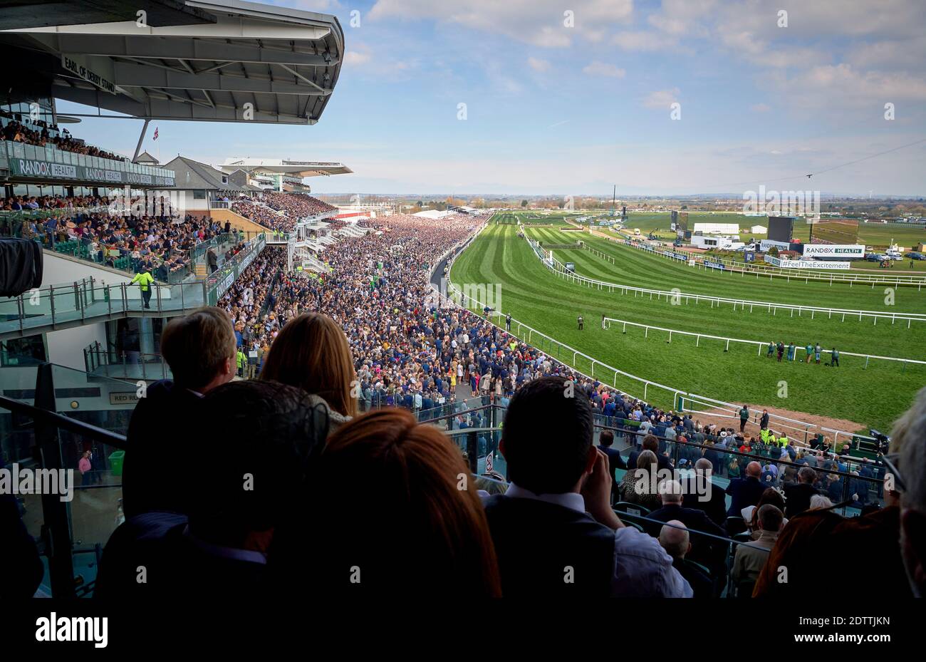 Das Grand National ist ein nationales Hunt Pferderennen, das jährlich auf der Aintree Racecourse in der Nähe von Liverpool, England, stattfindet. Stockfoto