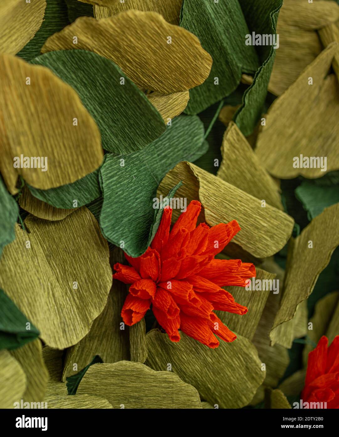 Papiroflexie, Papierblumen in Farben Stockfoto