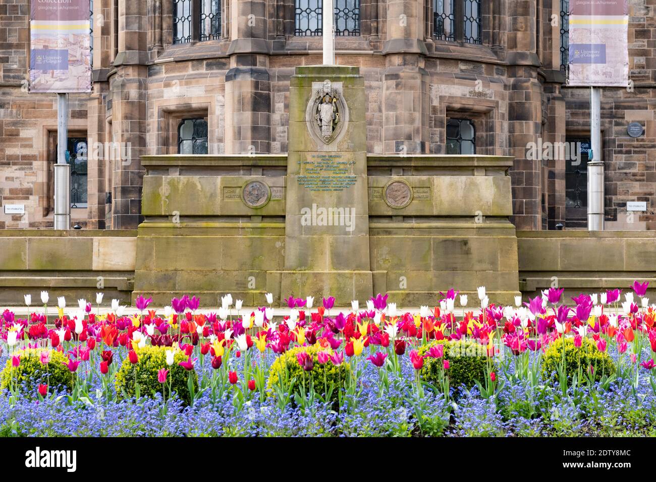 Das Hunter Memorial für John Hunter und William Hunter an der Glasgow University, Glasgow, Schottland, Großbritannien Stockfoto