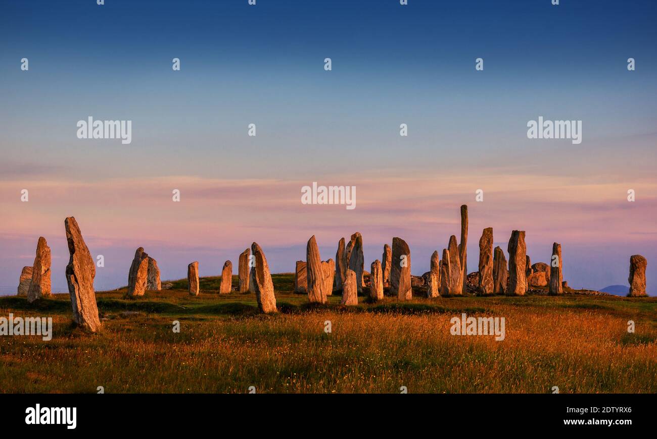 Die Callanish Stadning Stones sind eine Anordnung von Steinen. Sie befinden sich auf der Isle of Lewis und Harris in den Äußeren Hebriden, Schottland. Stockfoto