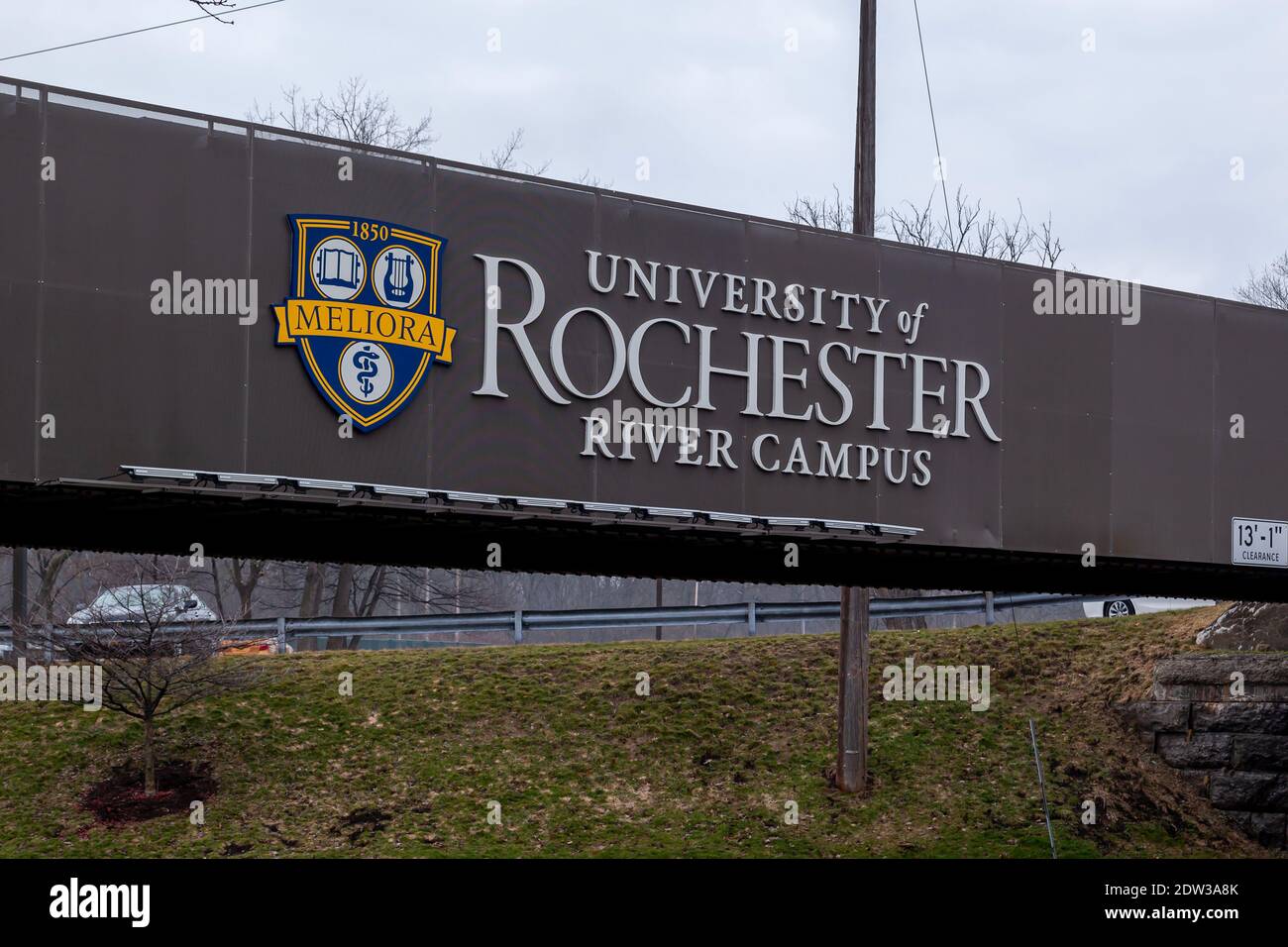 Auszeichnung des Campus der University of Rochester River in Rochester, NY, USA. Stockfoto