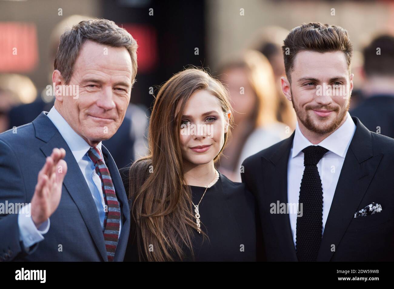 Bryan Cranston, Elizabeth Olsen und Aaron Taylor-Johnson besuchen am 8. Mai 2014 die Premiere von Warner Bros. Pictures and Legendary Pictures' 'Godzilla' im Dolby Theater in Los Angeles, CA, USA. Foto von Lionel Hahn/ABACAPRESS.COM Stockfoto