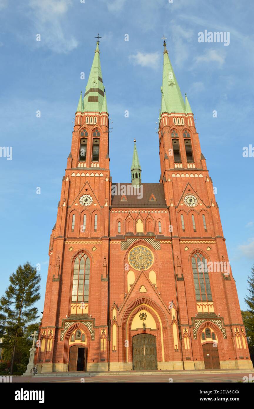 kathedrale, Tiere, Engel, Bilder, Reise Blog, folgen, wie, afrika, Fotos, Katze, niedliche Kitty, tv, Nachrichten, genießen, Liebe, frei, covid, Markt, Lager, Bitcoin, App, google, Reisen Stockfoto