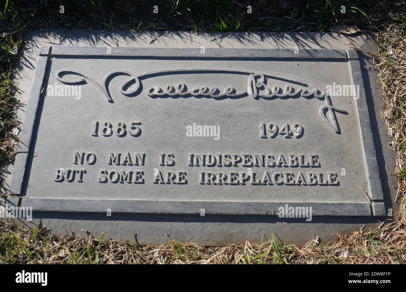 Glendale, Kalifornien, USA 21. Dezember 2020 EIN allgemeiner Blick auf die Atmosphäre des Grabes von Wallace Beery in der Sektion Vale of Memory im Forest Lawn Memorial Park am 21. Dezember 2020 in Glendale, Kalifornien, USA. Foto von Barry King/Alamy Stockfoto Stockfoto