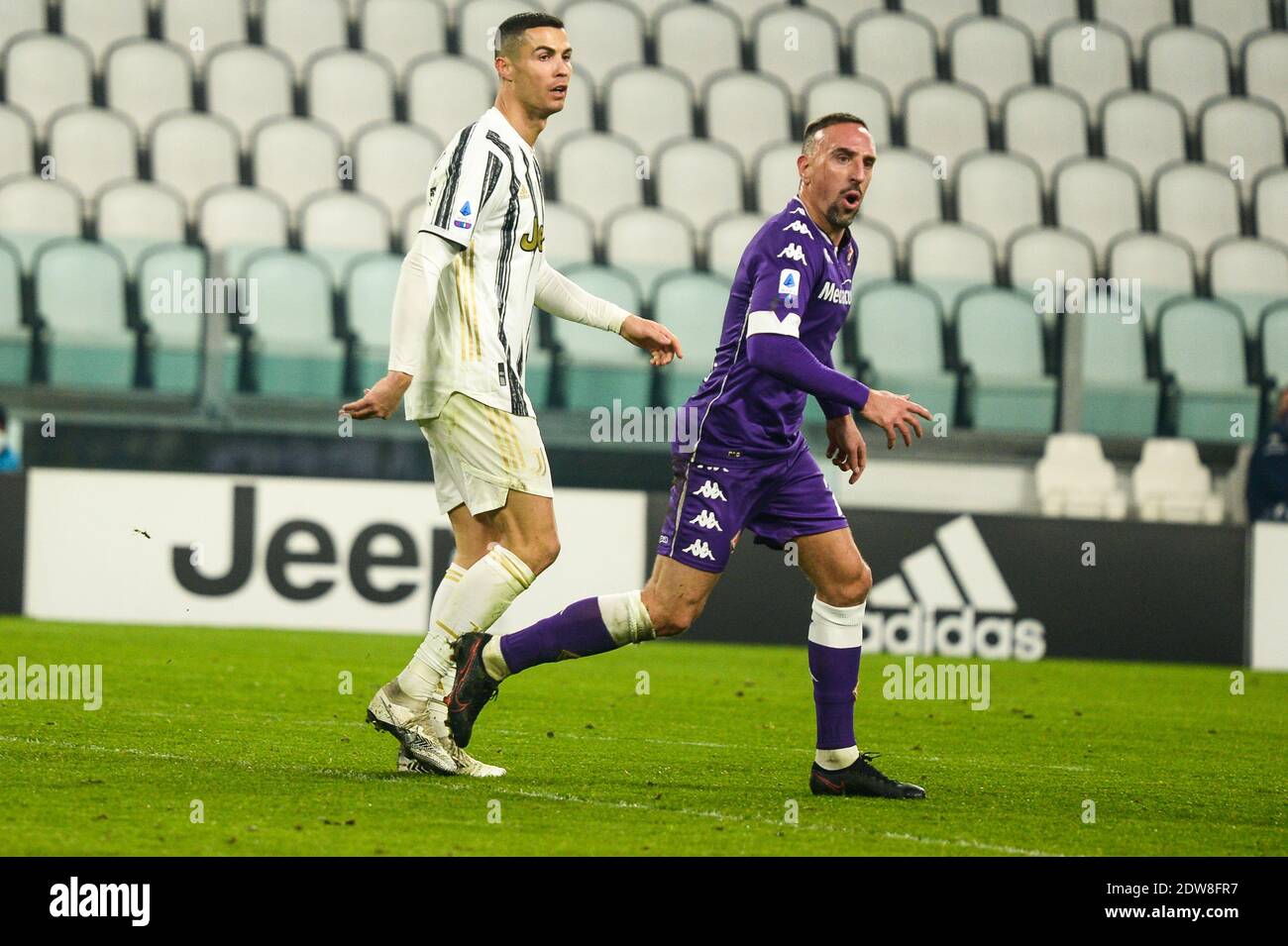 Cristiano Ronaldo von Juventus FC und Franck Ribery von ACF Fiorentina während der Serie EIN Spiel zwischen Juventus und ACF Fiorentina im Allianz Stadion o Stockfoto