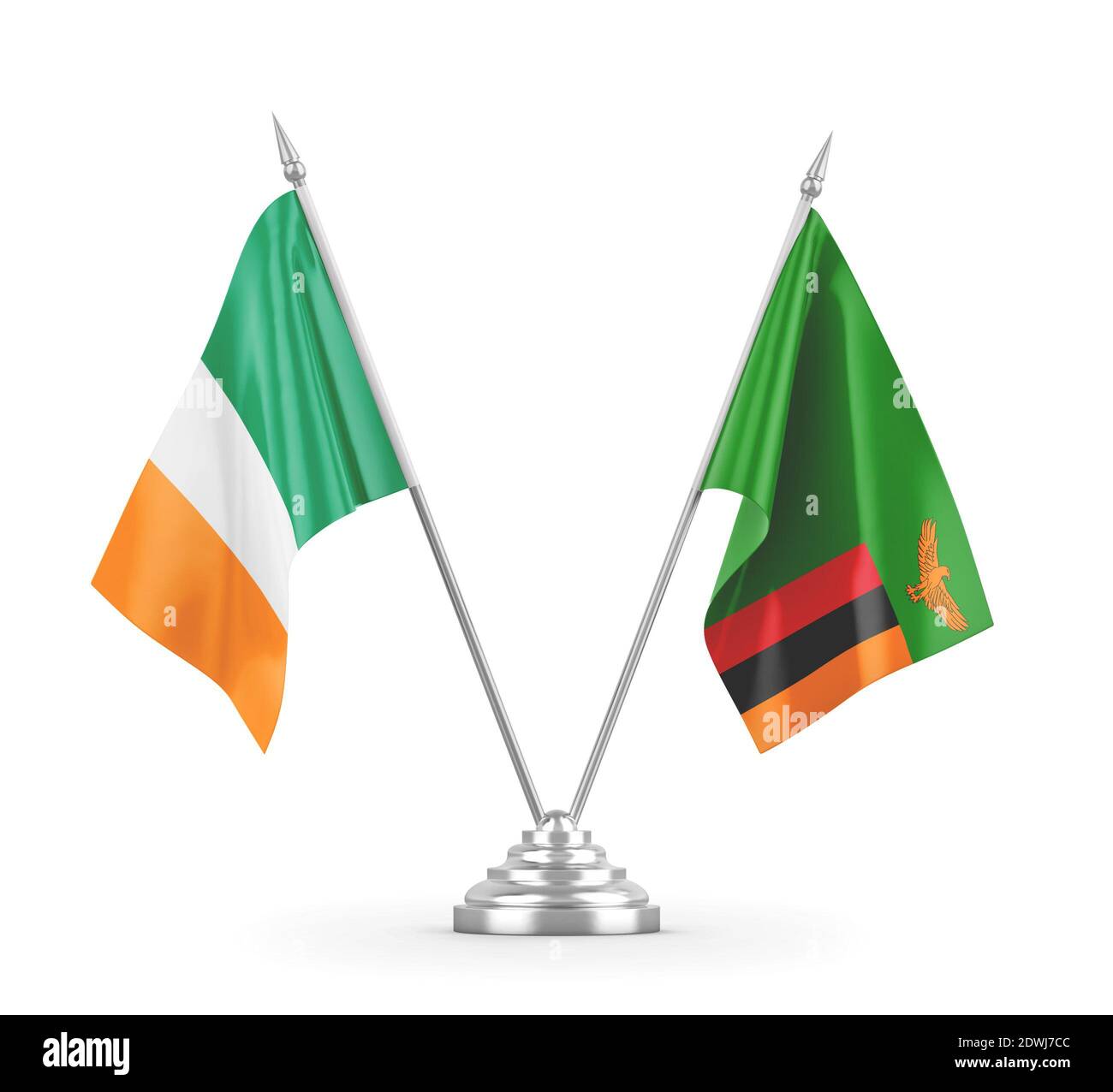 Tischflaggen in Sambia und Irland isoliert auf weißem 3D-Rendering Stockfoto