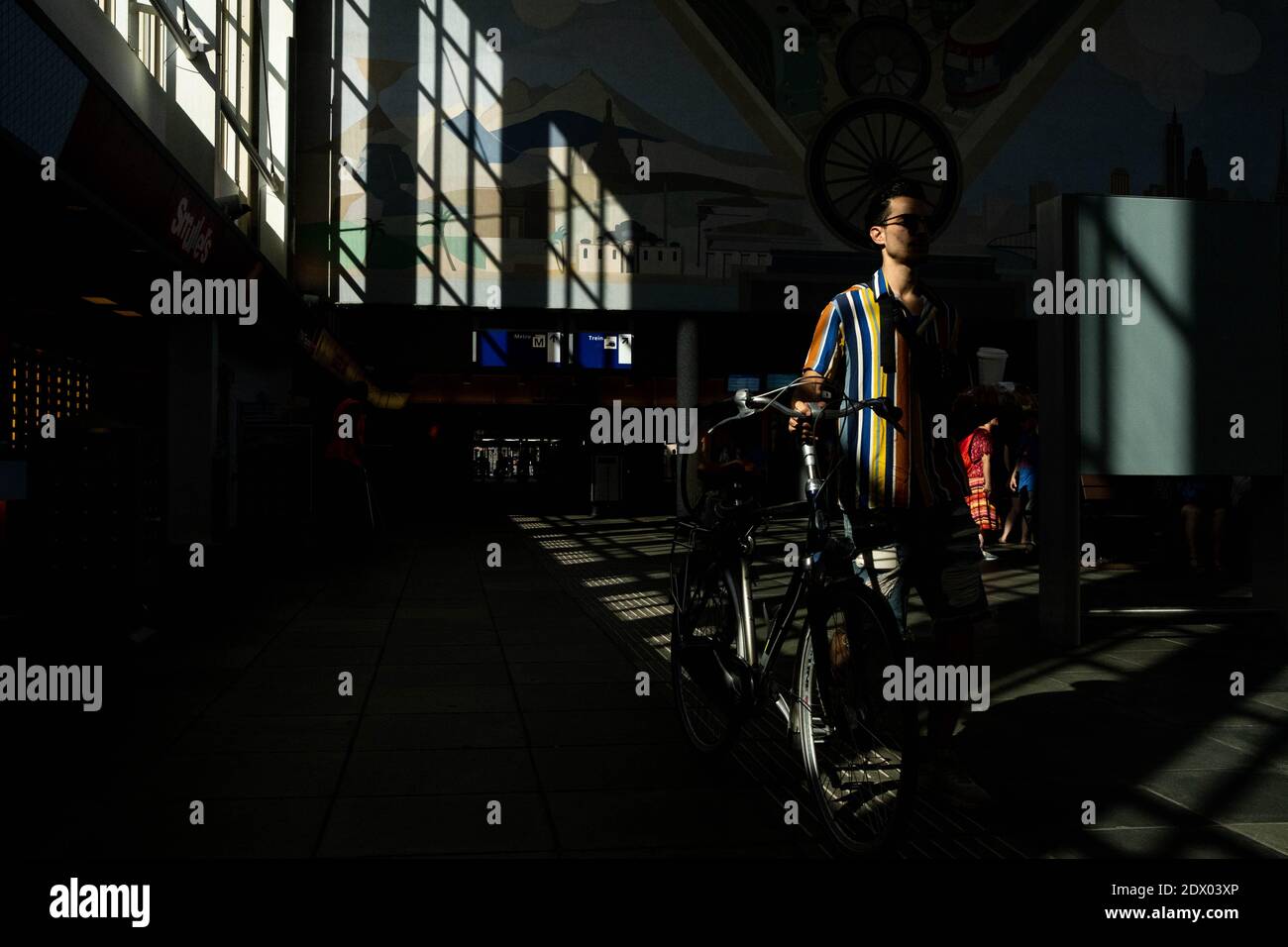Vie quotidienne à Amsterdam. Tägliches Leben in Amsterdam. Stockfoto