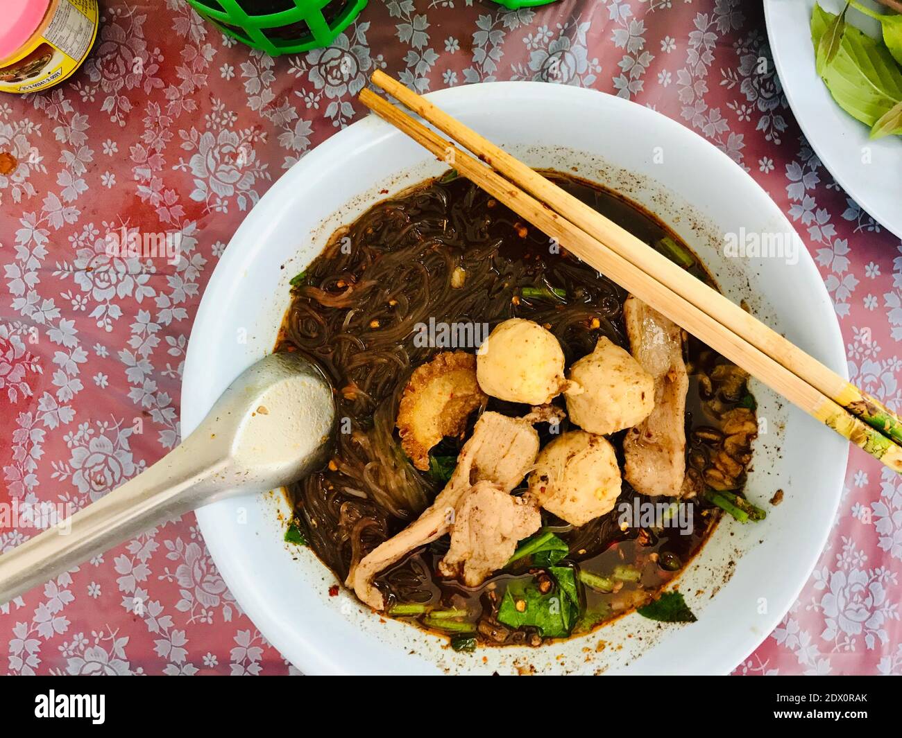 Thailändisches Essen, Tolle Bowl Noodles, Ausgezeichnetes Thailändisches Essen Stockfoto