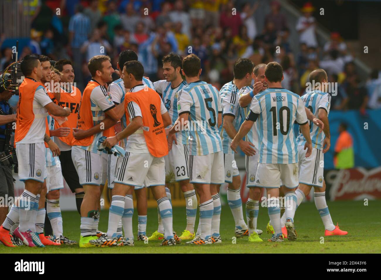 Lionel messi argentine national team -Fotos und -Bildmaterial in hoher ...