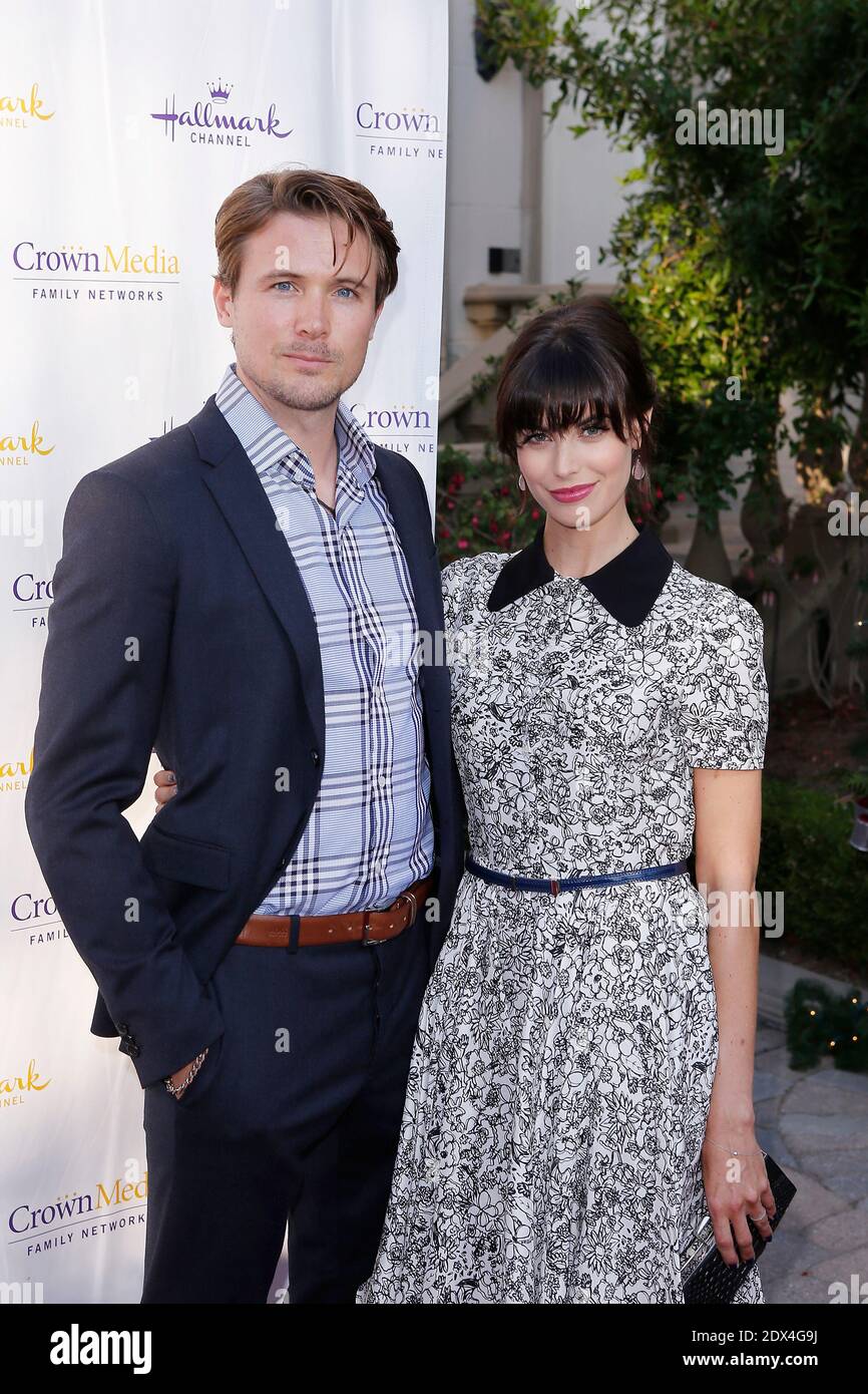 John Reardon und Meghan Ory nehmen am 08. Juli 2014 an der Hallmark Channel & Hallmark Movie Channel TCA Summer Celebration im Northpole Manor in Beverly Hills, Los Angeles, CA, USA Teil. Foto von Julian Da Costa/ABACAPRESS.COM Stockfoto