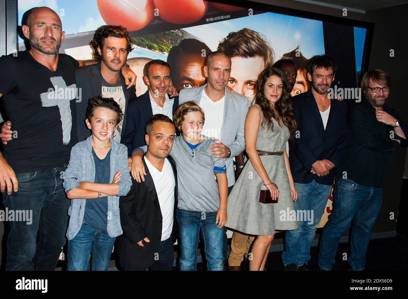Regisseur Fabrice Begotti, Lannick Gautry, Medi Sadoun, Alice David, Jib Pocthier, Thomas VDB, Cyril Guei und Elie Semoun bei der Premiere des Films 'Les Francis', der am 21. Juli 2014 im UGC Cine Cite Bercy Cinema in Paris, Frankreich, gezeigt wurde. Foto von Nicolas Genin/ABACAPRESS.COM Stockfoto Regisseur Fabrice Begotti, Lannick Gautry, Medi Sadoun, Alice David, Jib Pocthier, Thomas VDB, Cyril Guei und Elie Semoun bei der Premiere des Films 'Les Francis', der am 21. Juli 2014 im UGC Cine Cite Bercy Cinema in Paris, Frankreich, gezeigt wurde. Foto von Nicolas Genin/ABACAPRESS.COM Stockfoto