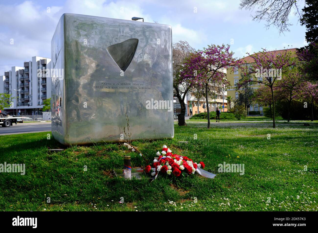 denkmal für den Heimatkrieg in Trg Kneza Viseslava von Tomislav Ostoja