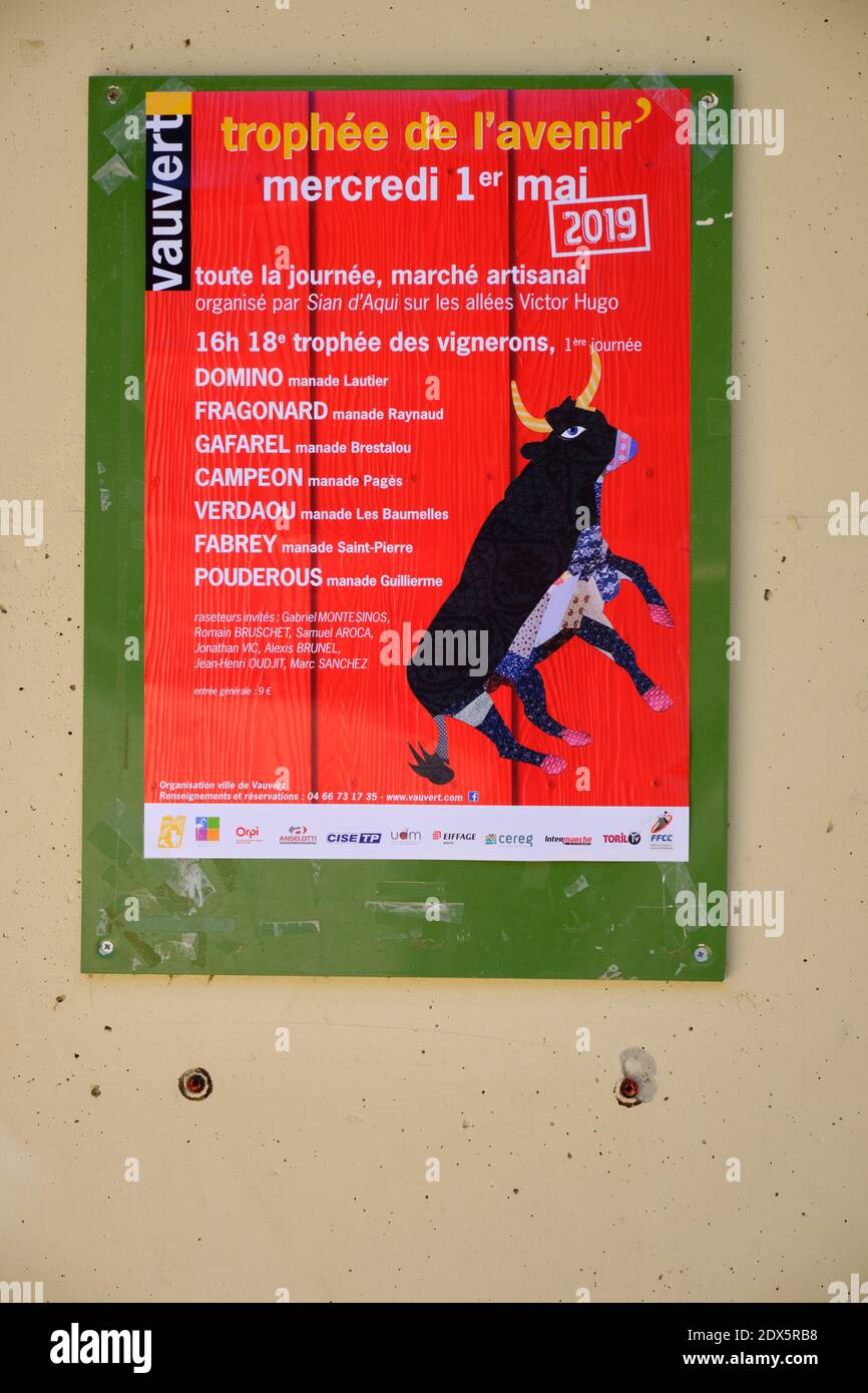 Plakat zur Ankündigung des nächsten Stierkampfes in Vauvert, Frankreich Stockfoto