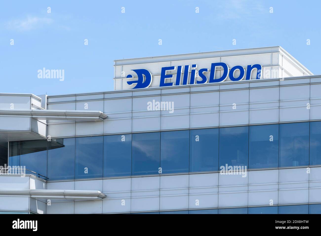 EllisDon-Schild am Hauptquartier in Mississauga, Ontario, Kanada. Stockfoto