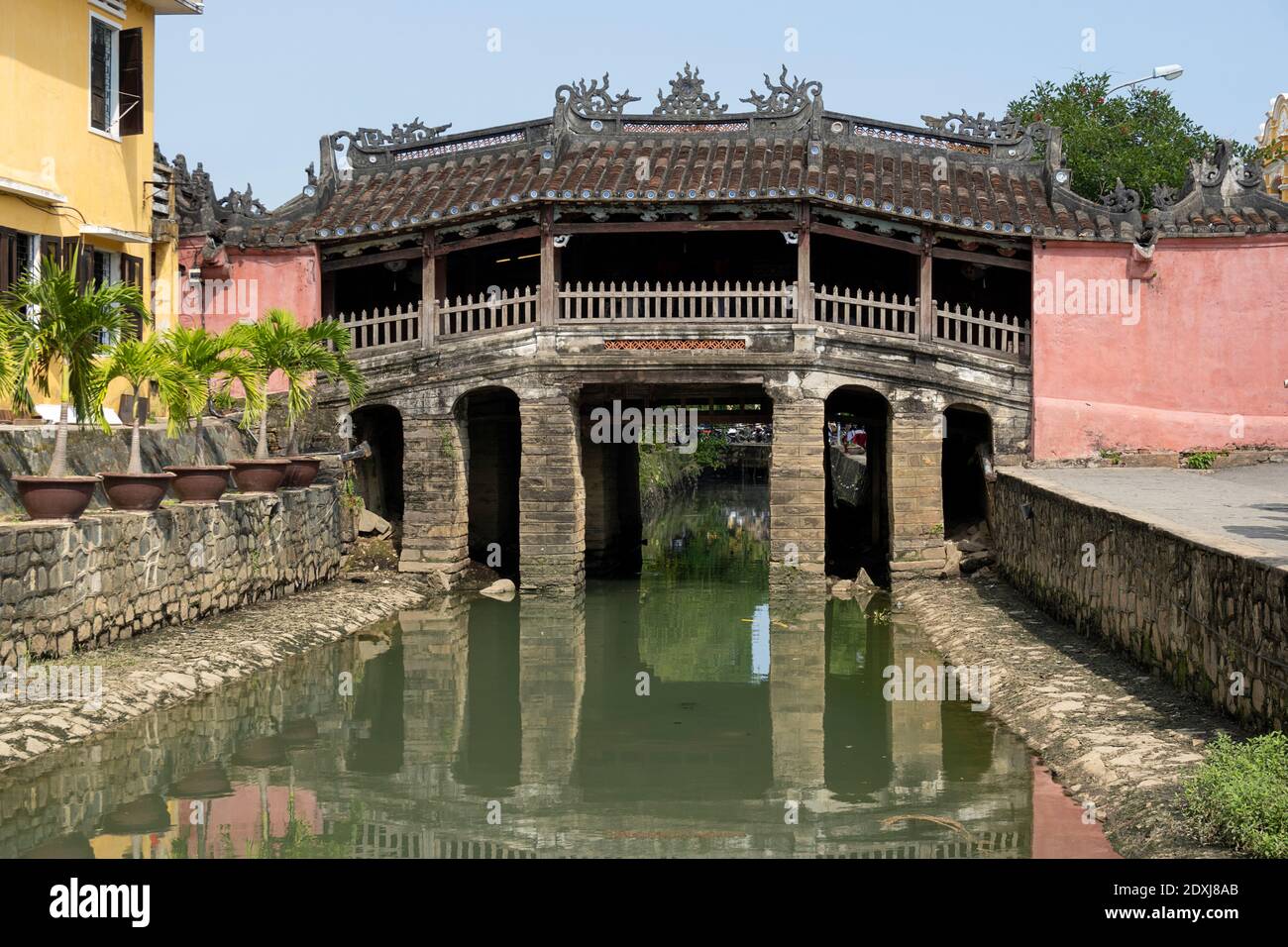 Eine alte japanische überdachte Brücke in Hoi an, Vietnam Stockfoto