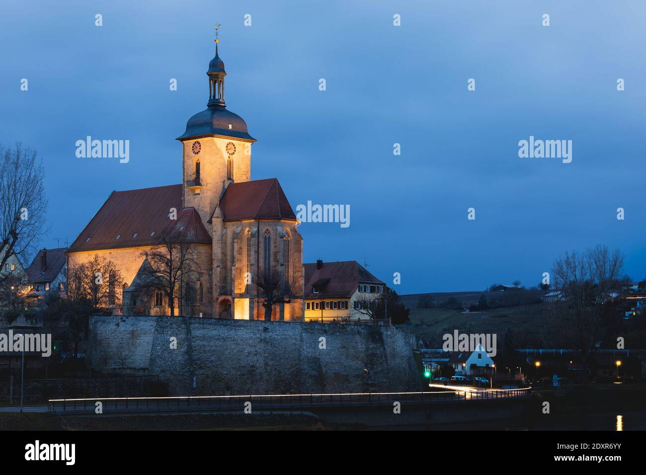 Regiswindiskirche, Lauffen am Neckar, Baden-Württemberg, Deutschland, Dezember 2020 Stockfoto