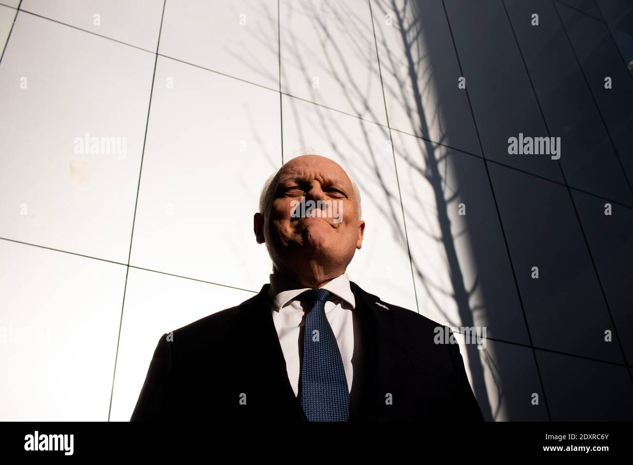 FRA - POLITIQUE - PORTRAIT - FRANCOIS ASSELINEAU Portrait de FRANCOIS Asselineau, tête de liste de l'UPR (Union Populaire Républicaine) aux élections Stockfoto