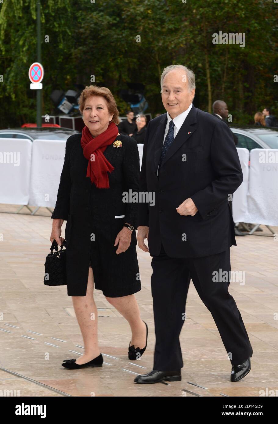 Prinz Shah Karim Al Hussaini Aga Khan bei der Ankunft im Louis Vuitton Kunstmuseum, eine Woche vor seiner offiziellen Eröffnung für die Öffentlichkeit, am 20. Oktober 2014 in Paris, Frankreich. Foto von ABACAPRESS.COM Stockfoto