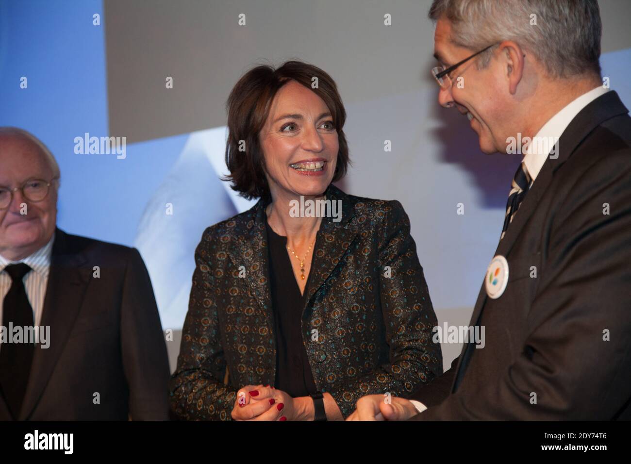 Die französische Ministerin für soziale Angelegenheiten, Gesundheit und Frauenrechte Marisol Touraine und der Präsident des regionalrats der Provence-Alpes-Cote-d'Azur, Michel Vauzelle (L) bei der 14. Assises nationales hospitalo-universitaires und offiziell eröffnet die 1. HopitalExpo Mediterranee Messe, in Marseille, Südfrankreich am 3. Dezember 2014. Foto von Franck Bessiere/ABACAPRESS.COM Stockfoto