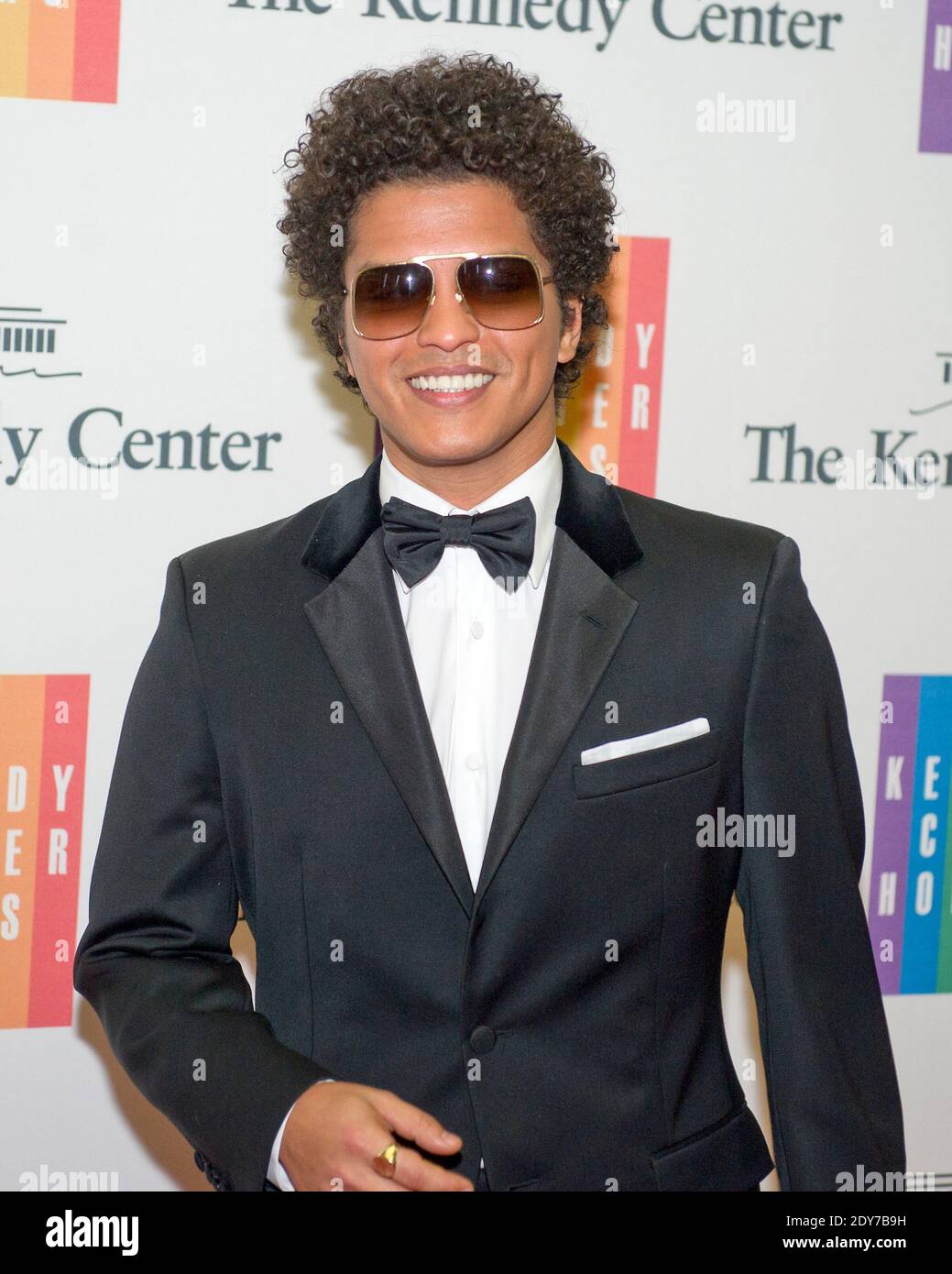 Bruno Mars kommt zu einem formellen Artist's Dinner, das die Empfänger der Kennedy Center Honors 2014 ehrt, die am Samstag, 6. Dezember 2014 vom US-Außenminister John F. Kerry im US-Außenministerium in Washington, DC, USA veranstaltet wurden. Die 2014 Preisträger sind: Sänger Al Green, Schauspieler und Filmemacher Tom Hanks, Ballerina Patricia McBride, Singer-Songwriter Sting und Comedienne Lily Tomlin.Foto Ron Sachs/Pool/ABACAPRESS.COM Stockfoto