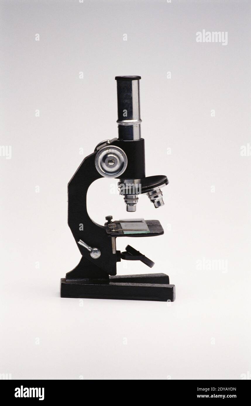Altes Mikroskop Stockfoto