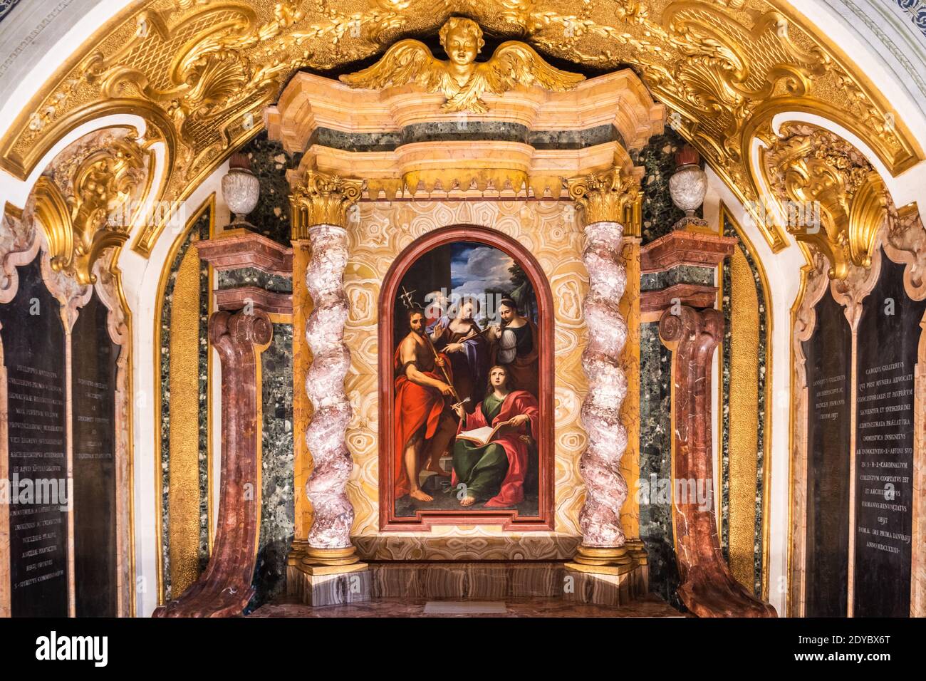Orvieto, Umbrien, Italien - August 22 2020: Kapelle Gualterio oder Cappellina di Santa Maria Maddalena (ca. 1491) in Cappella San Brizio der Kathedrale in Stockfoto