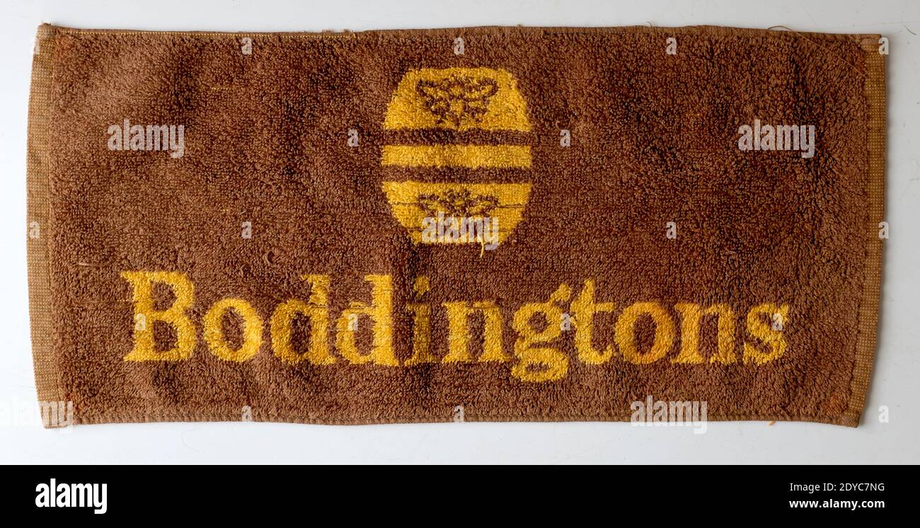 Pub Bier Handtuch Werbung Boddingtons Biere Stockfoto