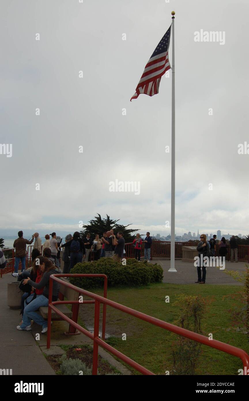 Amerikanische Flagge und Fahnenmast in San Francisco Stockfoto