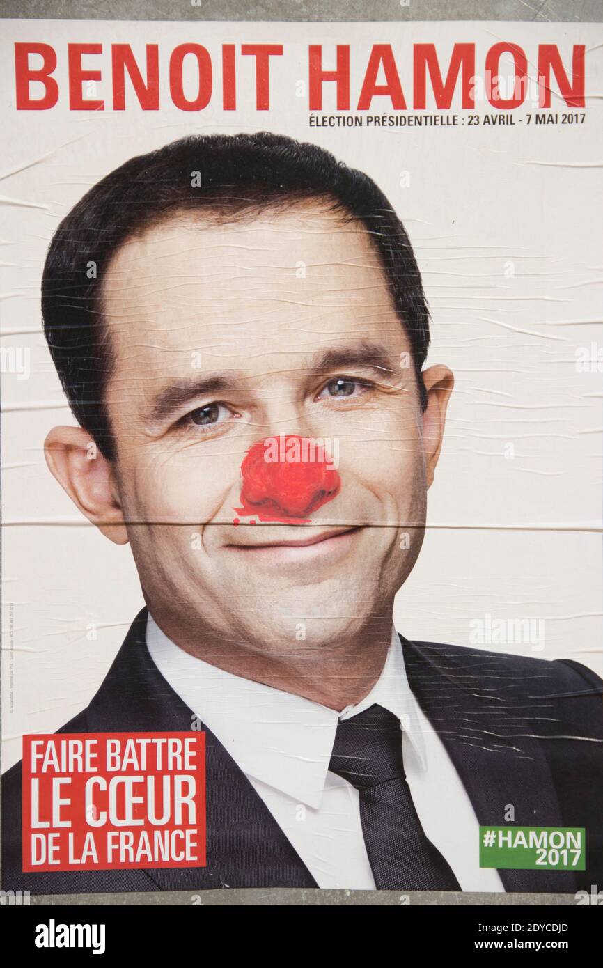 Plakate Kampagne der Kandidaten für die Wahl der Kandidaten in der Präsidentschaftswahl. In Rennes, die Kampagne Plakate der Kandidaten für die Stockfoto