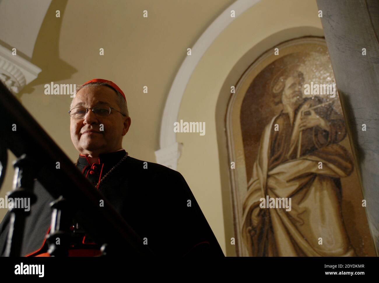 Der französische Kardinal Andre Vingt-Trois in der Villa Bonaparte, der französischen Botschaft in Rom, Italien, am 25. November 2007. Als Mitglied der Kongregation für die Bischöfe und des Päpstlichen Rates für die Familie und der Kongregation für den Klerus nimmt er an den Plenarsitzungen dieser Abteilungen der Römischen Kurie Teil. 2012 wurde er zum Mitglied der Kongregation für die Orientalischen Kirchen ernannt. Foto von Eric Vandeville/ABACAPRESS.COM Stockfoto