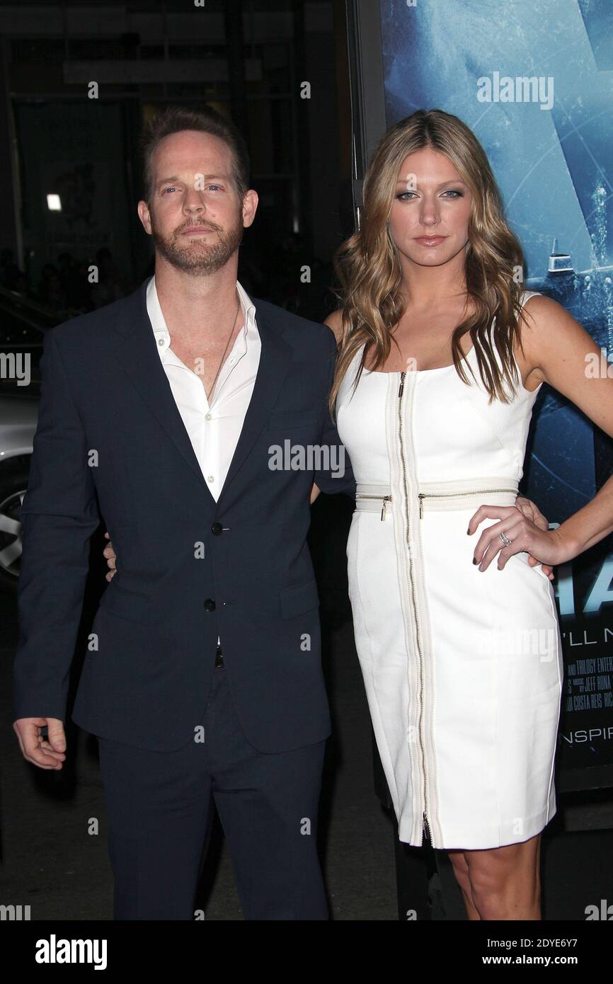 images Jes Macallan Partner 2021 https www alamy de jason gray stanford und jes macallan kommen zur premiere von phantom in los angeles ca usa am 27 februar 2013 foto von krista kennelabacapresscom image395536603 html