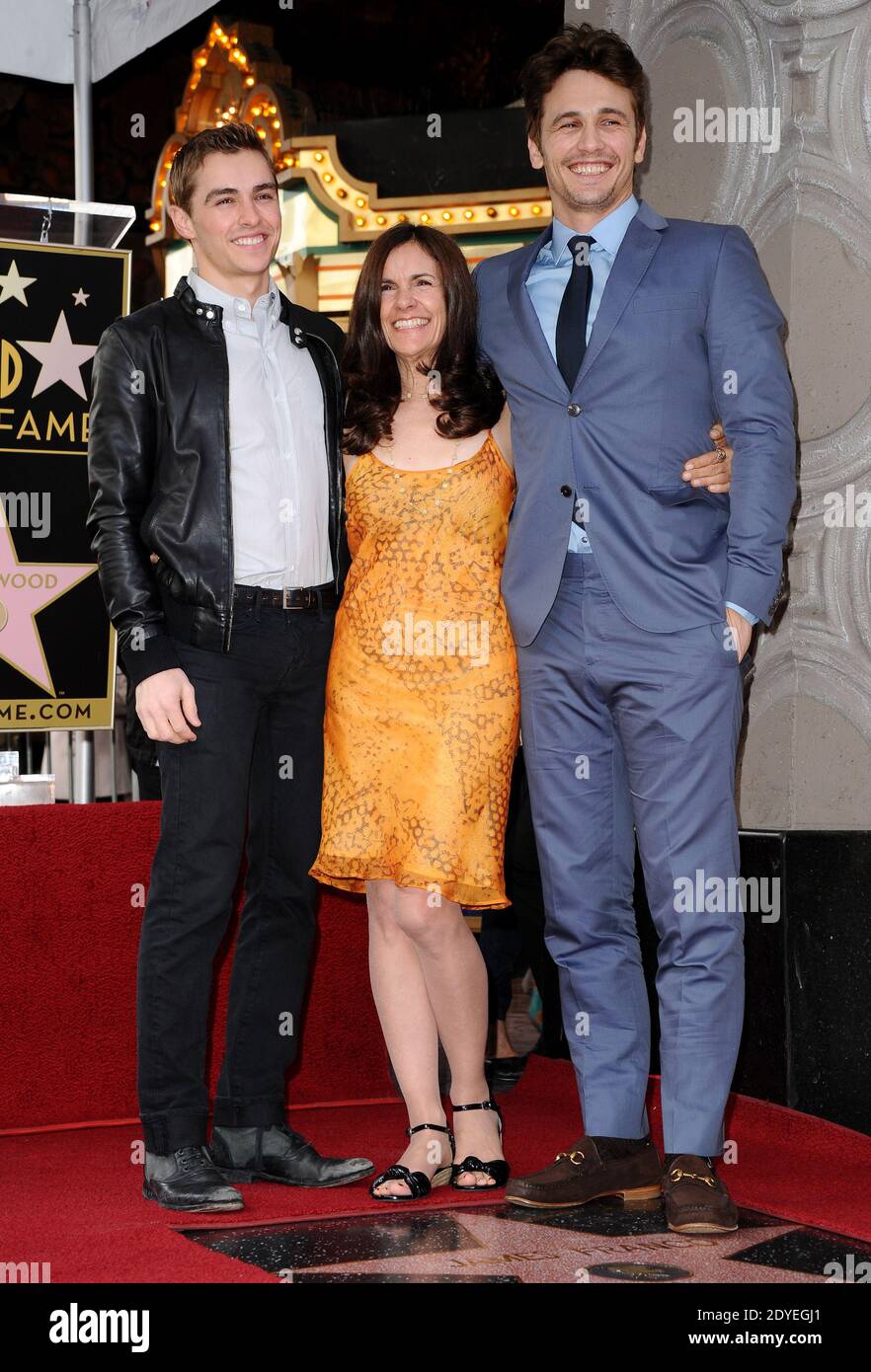 Dave Franco und Betsy Lou Franco nehmen an der Zeremonie Teil, bei der James Franco am 7. März 2013 auf dem Hollywood Walk of Fame in Los Angeles, CA, USA, mit einem Stern geehrt wird. Foto von Lionel Hahn/ABACAPRESS.COM Stockfoto