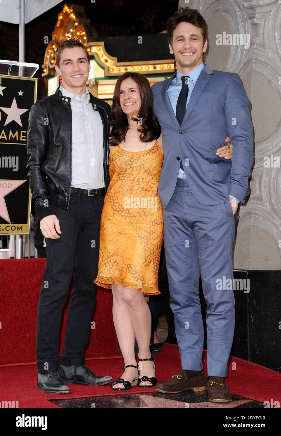 Dave Franco und Betsy Lou Franco nehmen an der Zeremonie Teil, bei der James Franco am 7. März 2013 auf dem Hollywood Walk of Fame in Los Angeles, CA, USA, mit einem Stern geehrt wird. Foto von Lionel Hahn/ABACAPRESS.COM Stockfoto